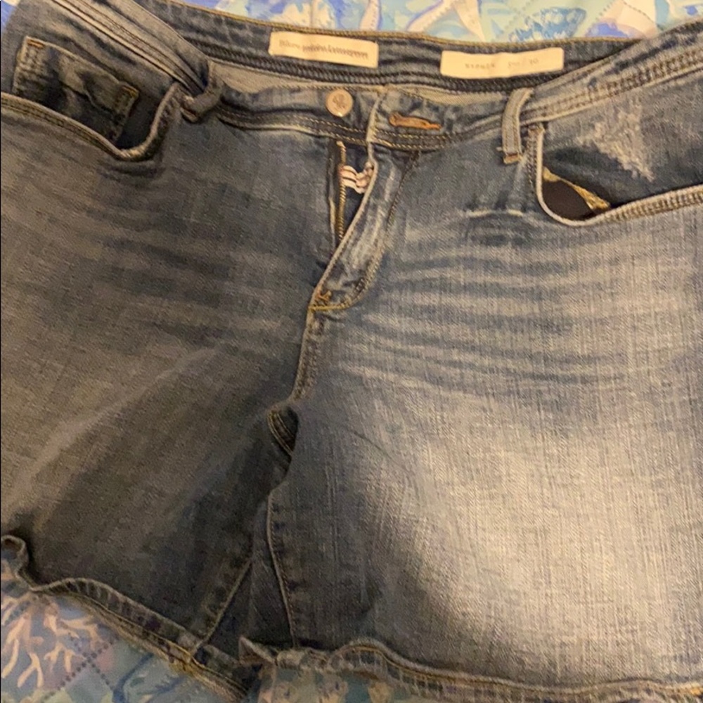 lol to jean shorts